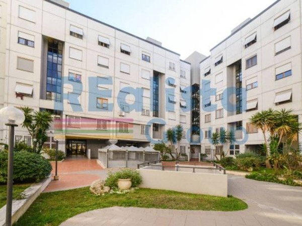 appartamento in vendita a Roma in zona Giuliano Dalmata