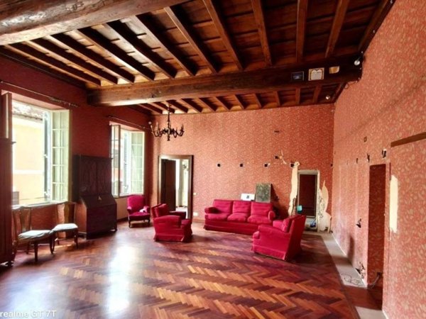 appartamento in vendita a Roma in zona Rione Monti/Campitelli