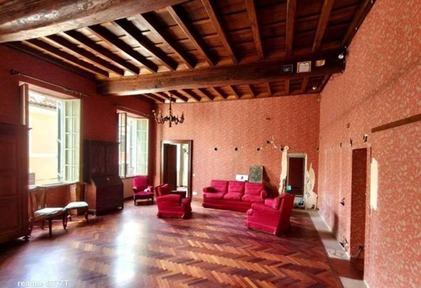 appartamento in vendita a Roma in zona Rione Monti/Campitelli