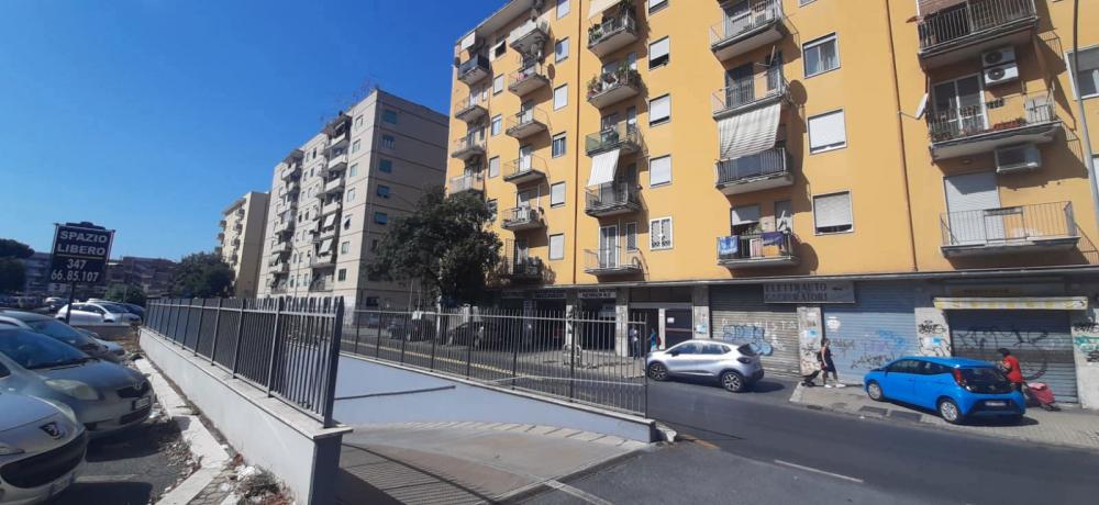 appartamento in vendita a Roma in zona Cinecittà