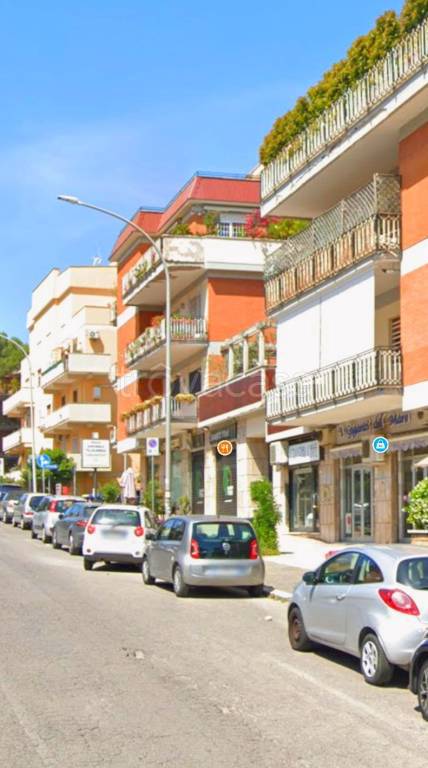 appartamento in vendita a Roma in zona Giuliano Dalmata