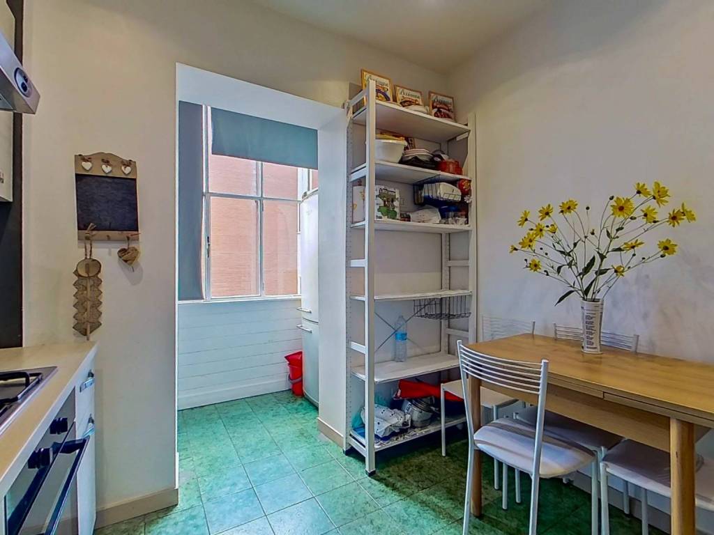 appartamento in vendita a Roma in zona Tuscolano