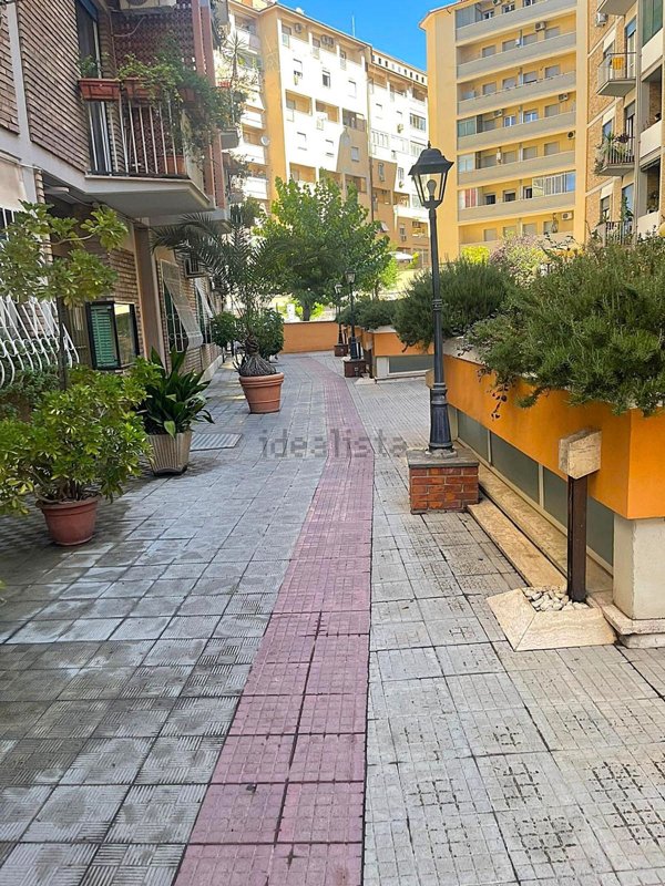 appartamento in vendita a Roma in zona Don Bosco