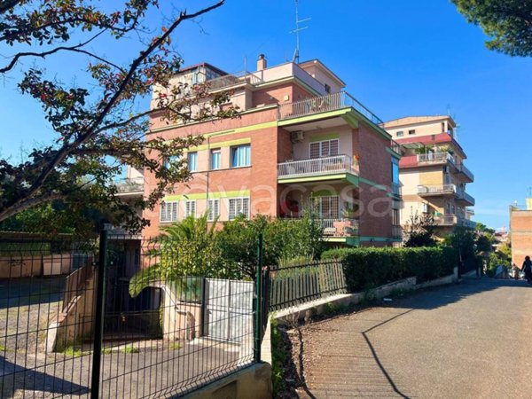 appartamento in vendita a Roma in zona La Pisana