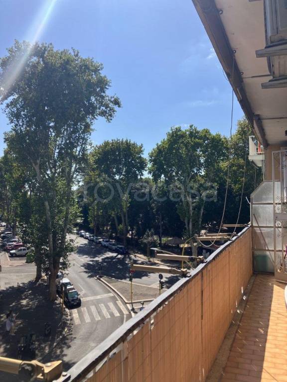 appartamento in vendita a Roma in zona Portuense