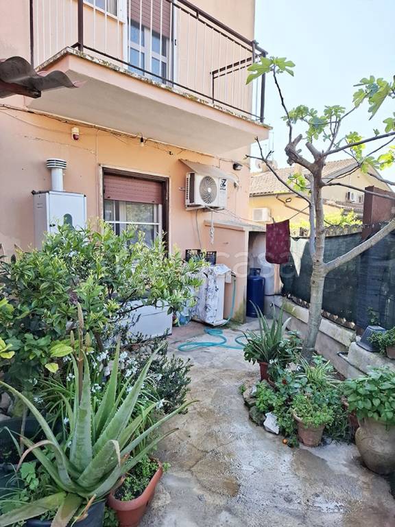 appartamento in vendita a Roma in zona Trigoria