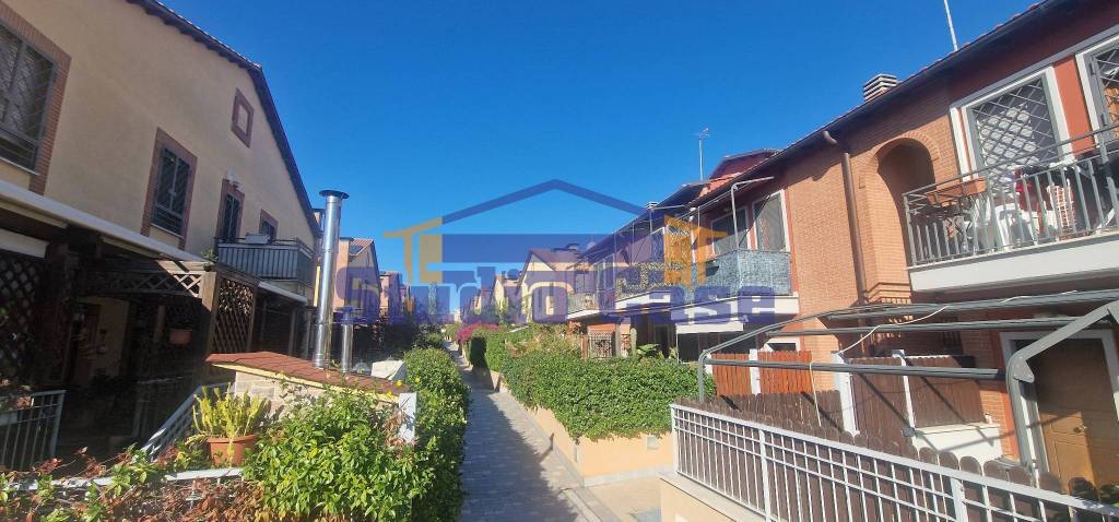 appartamento in vendita a Roma in zona Casalotti