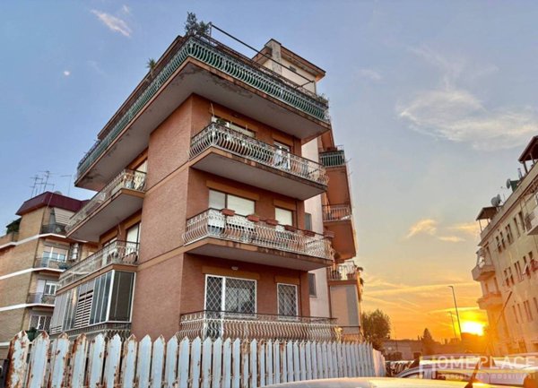 appartamento in vendita a Roma in zona Prenestino-Centocelle