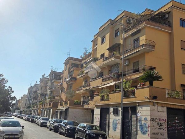 appartamento in vendita a Roma in zona Prenestino-Centocelle