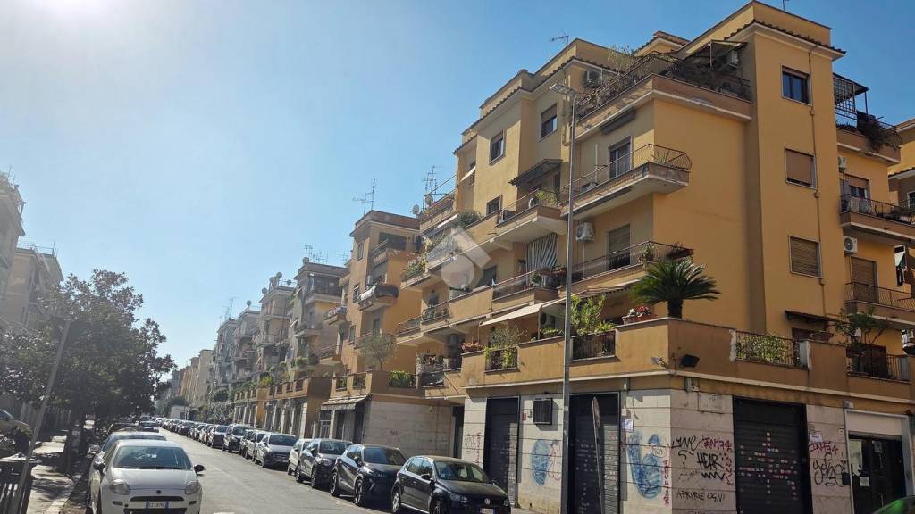 appartamento in vendita a Roma in zona Prenestino-Centocelle