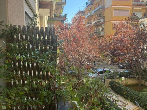 appartamento in vendita a Roma in zona Ostia