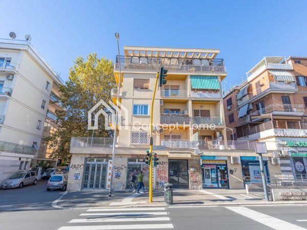 appartamento in vendita a Roma in zona Aurelio