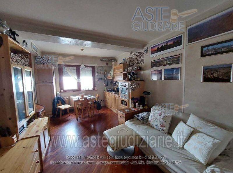 appartamento in vendita a Roma in zona Acilia