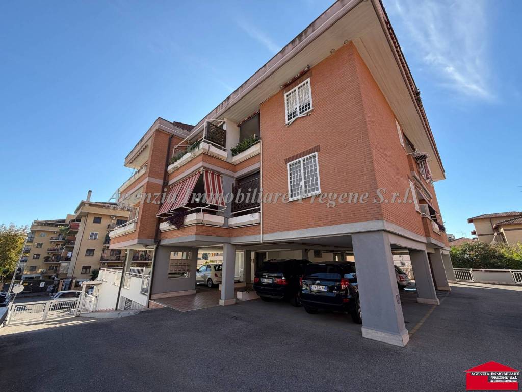 appartamento in vendita a Roma in zona Casalotti