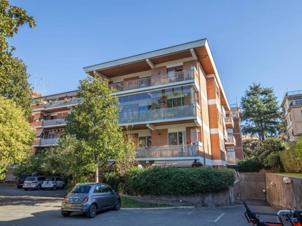 appartamento in vendita a Roma in zona Aurelio