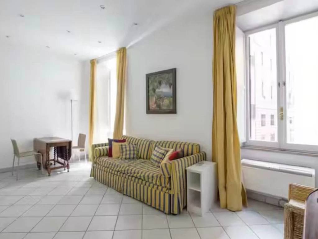 appartamento in vendita a Roma in zona Rione di Ponte