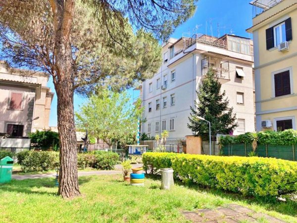 appartamento in vendita a Roma in zona Prenestino-Centocelle