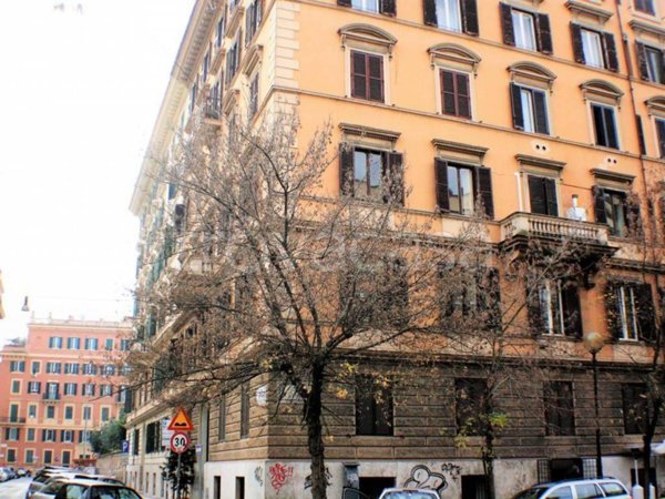 appartamento in vendita a Roma in zona Rione Prati