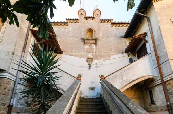 appartamento in vendita a Roma in zona Ostiense