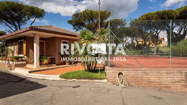 casa indipendente in vendita a Roma in zona La Giustiniana