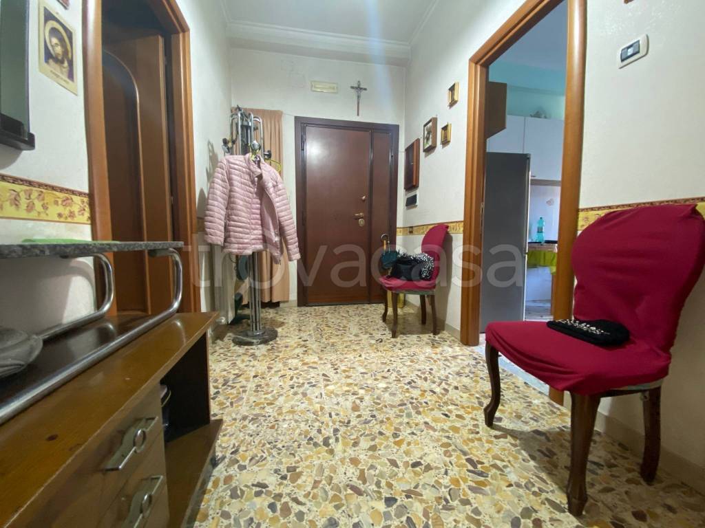 appartamento in vendita a Roma in zona Torre Maura