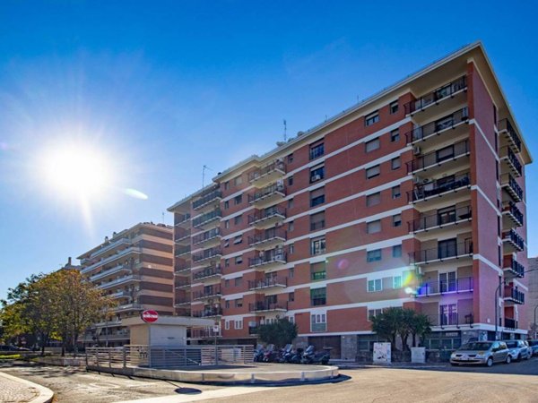appartamento in vendita a Roma in zona Gianicolense