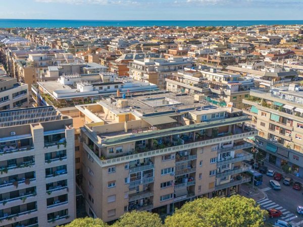 appartamento in vendita a Roma in zona Ostia