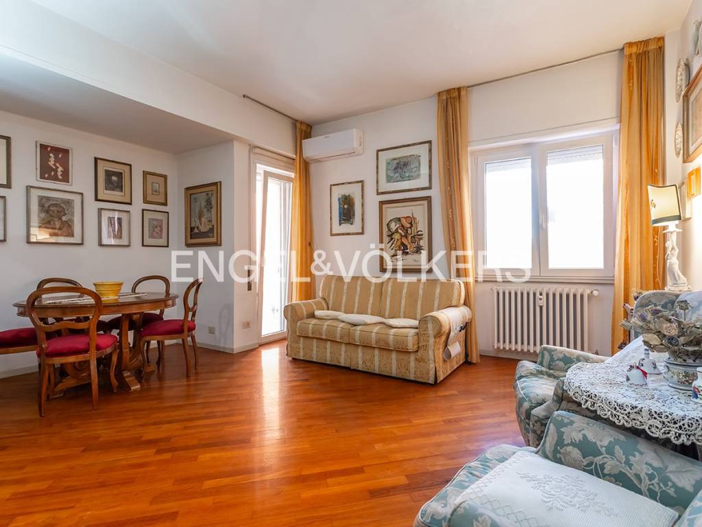 appartamento in vendita a Roma in zona Portuense