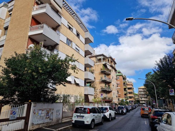 appartamento in vendita a Roma in zona Monte Sacro/Talenti
