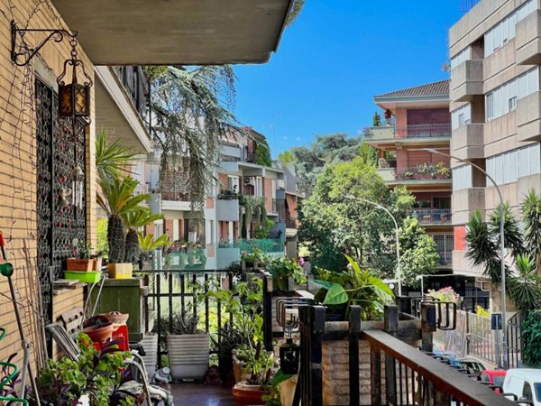 appartamento in vendita a Roma in zona Monte Sacro/Talenti