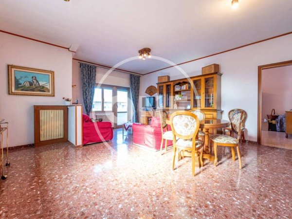 appartamento in vendita a Roma in zona Cinecittà