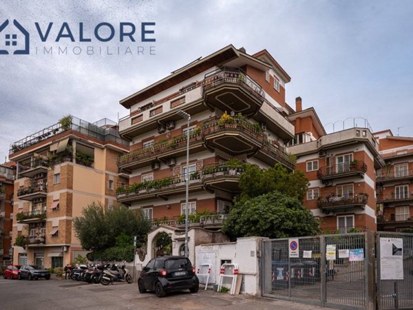 appartamento in vendita a Roma in zona Monte Sacro/Talenti