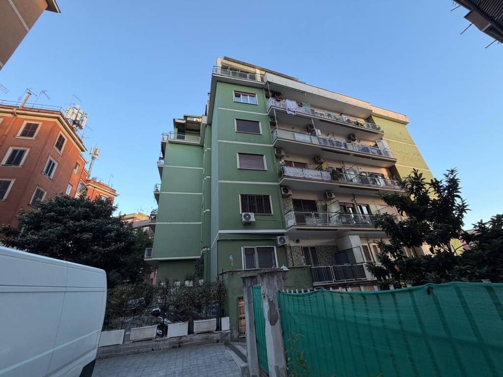 appartamento in vendita a Roma in zona Gianicolense