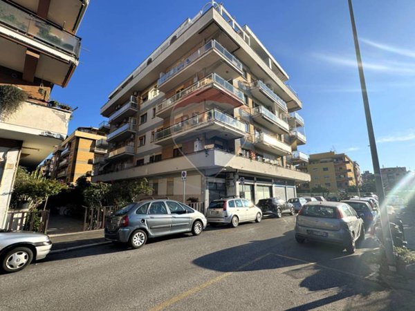 appartamento in vendita a Roma in zona Ostia