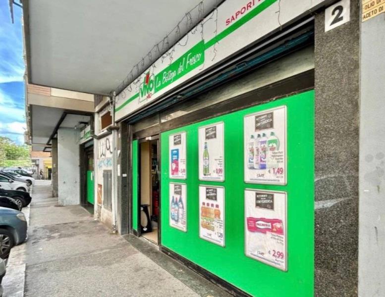 negozio in vendita a Roma in zona Portuense