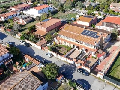 appartamento in vendita a Roma in zona Ostia Antica