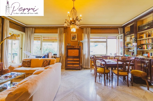 appartamento in vendita a Roma in zona Tomba di Nerone