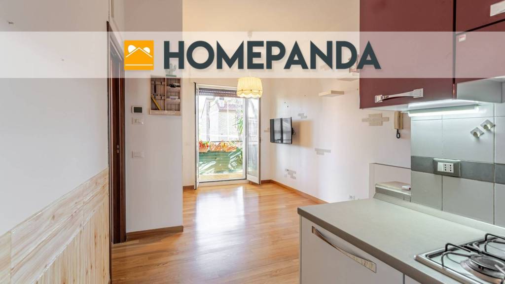 appartamento in vendita a Roma in zona Lunghezza