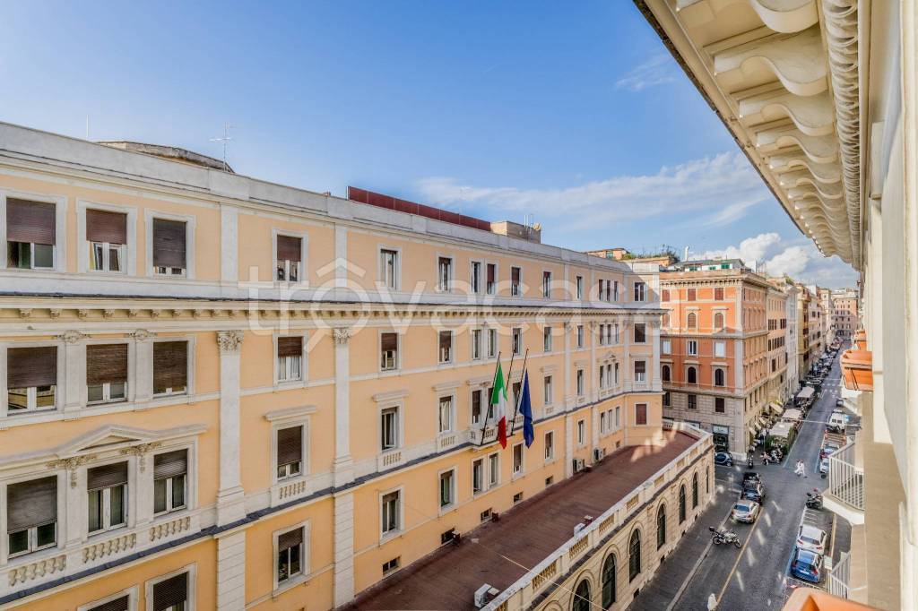 appartamento in vendita a Roma in zona Ludovisi/Sallustiano