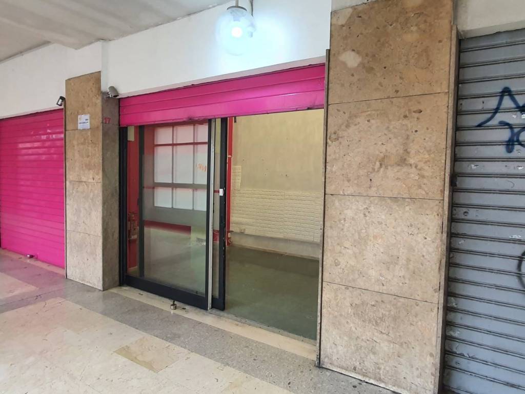 negozio in vendita a Roma in zona Pietralata