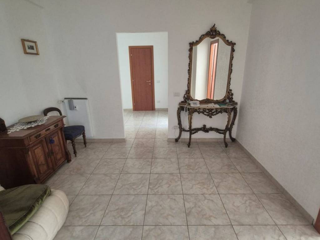 appartamento in vendita a Roma in zona Prenestino-Labicano