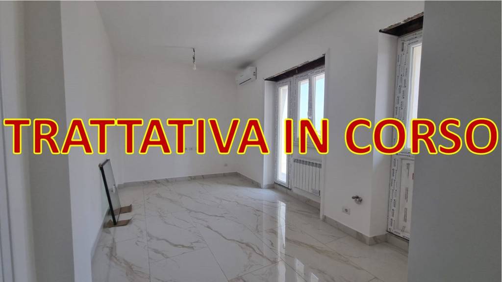 appartamento in vendita a Roma in zona Tomba di Nerone