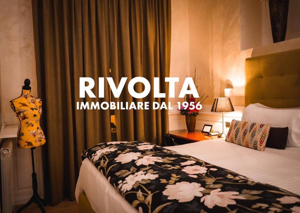 negozio in vendita a Roma in zona Trevi-Colonna