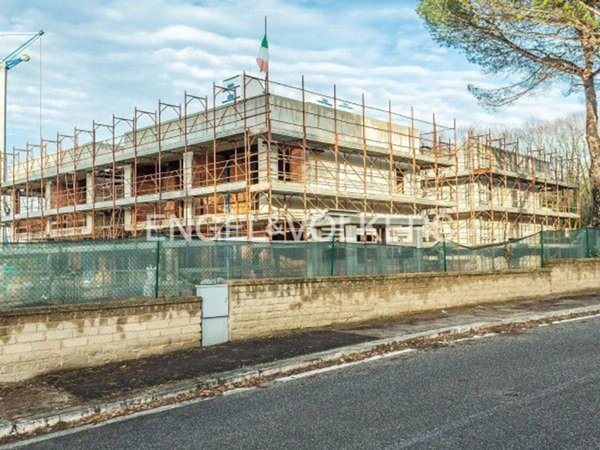 casa indipendente in vendita a Roma in zona Giuliano Dalmata