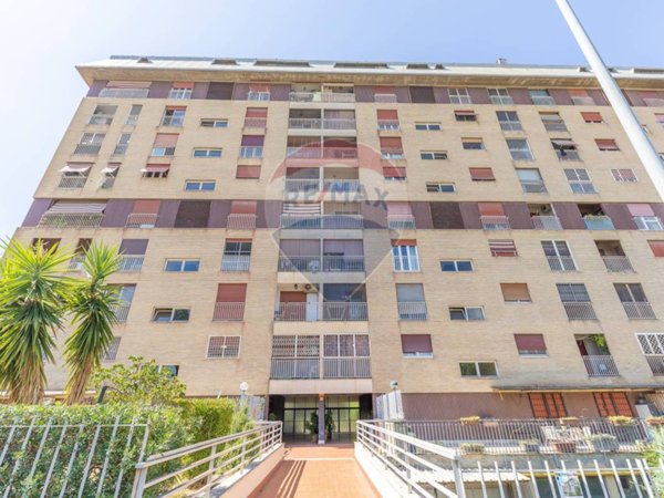 appartamento in vendita a Roma in zona Cinecittà