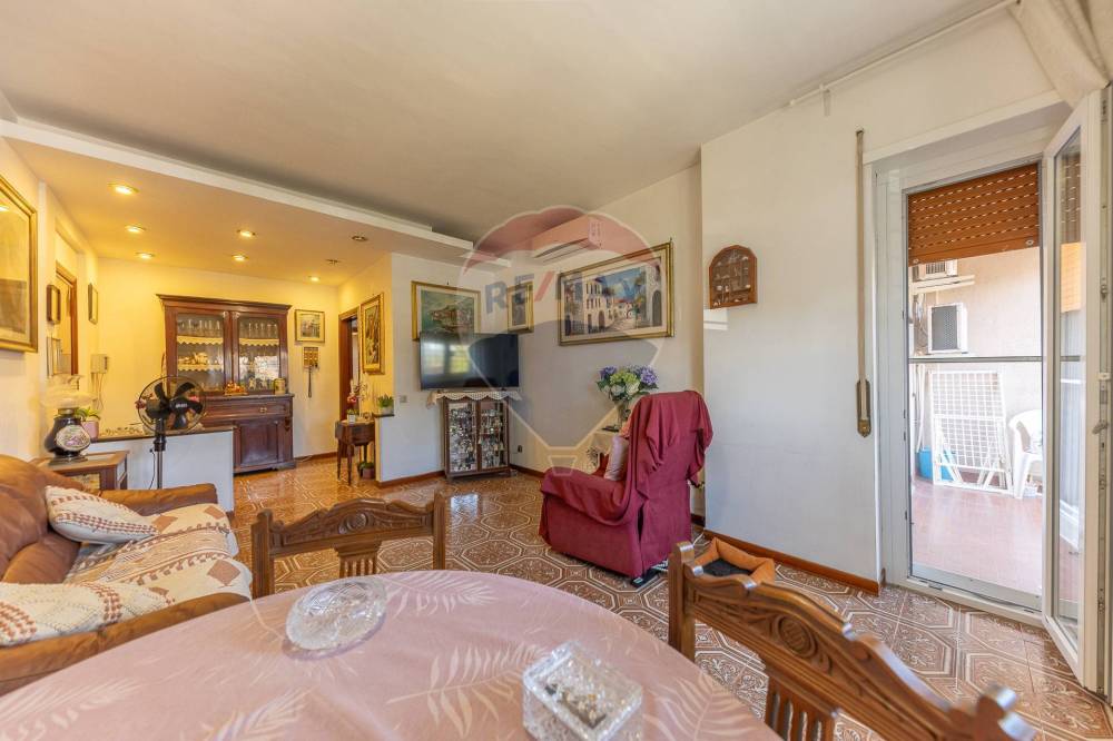 appartamento in vendita a Roma in zona Cinecittà