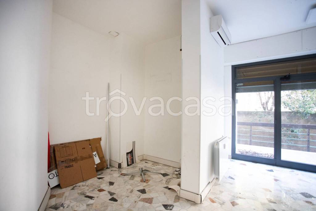 appartamento in vendita a Roma in zona Prenestino-Labicano