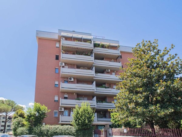 appartamento in vendita a Roma in zona Ponte Mammolo