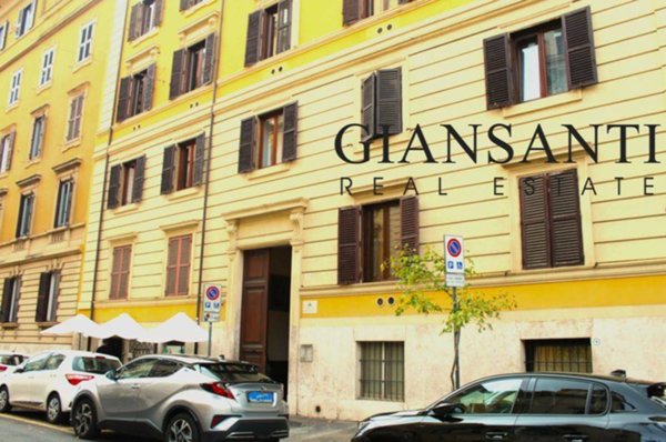 negozio in vendita a Roma in zona Rione Prati