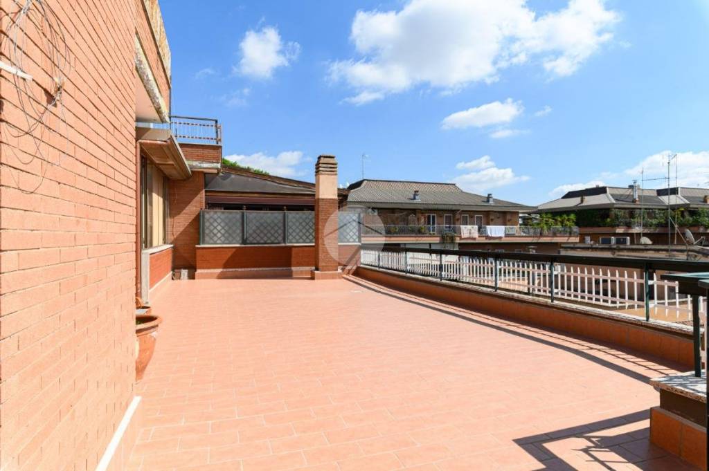 appartamento in vendita a Roma in zona Portuense